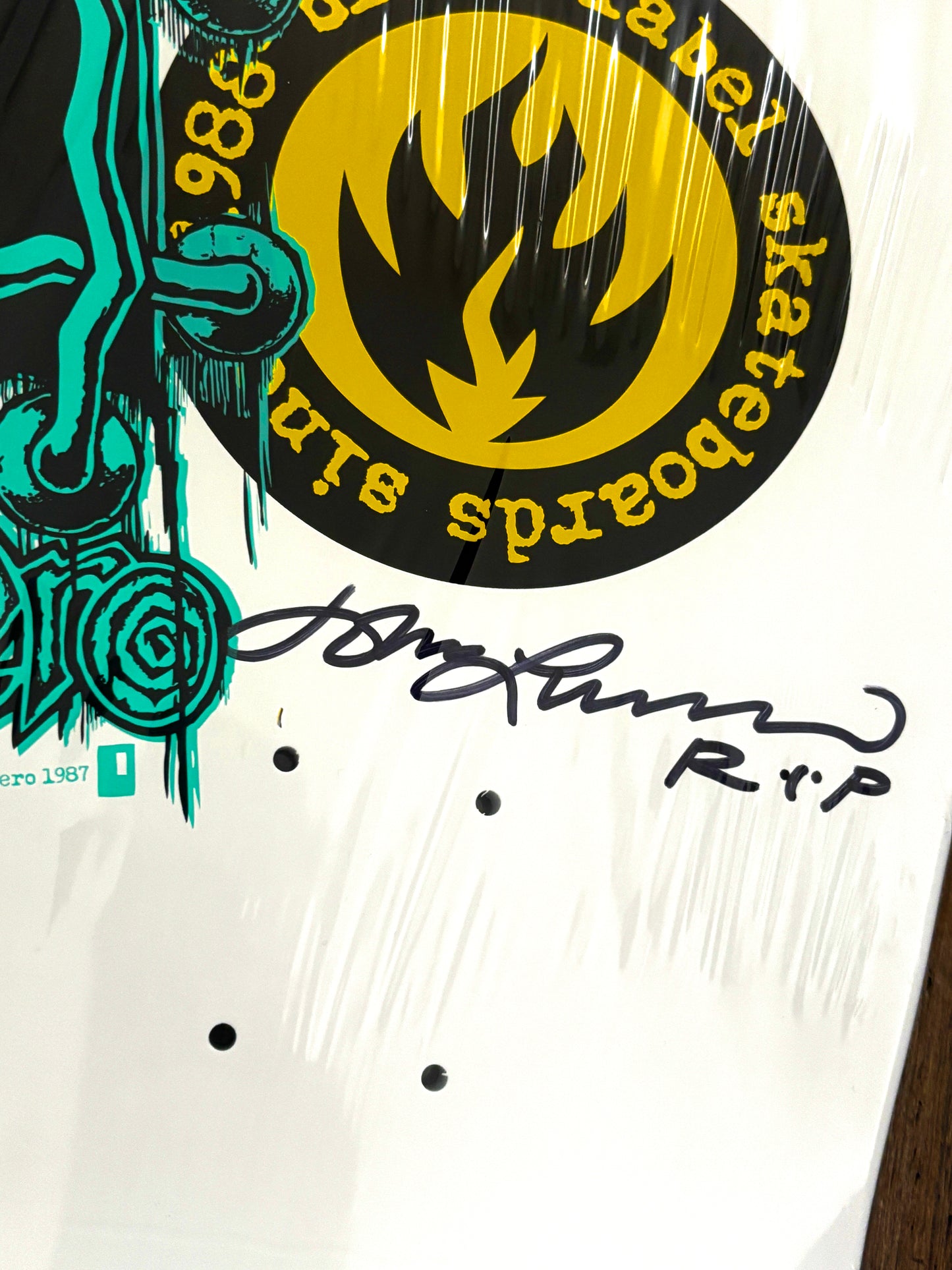 Closer x Black Label Skateboard Deck / White Point 1 of 1